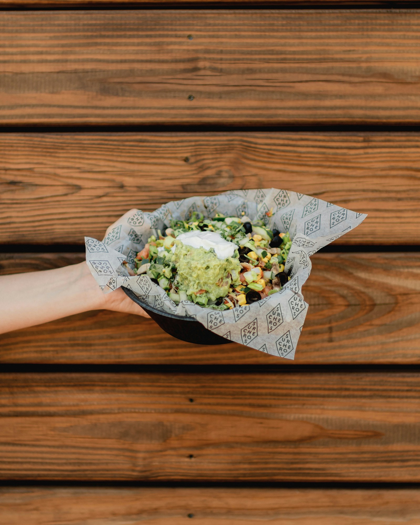 Takeaway food bag handoff for phone and collection orders